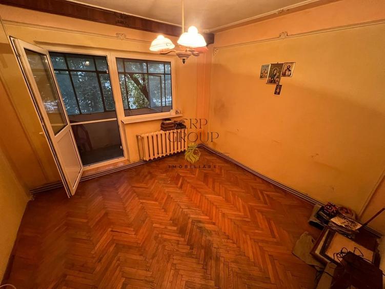 Apartament cu 3 camere, mobilat în Central
