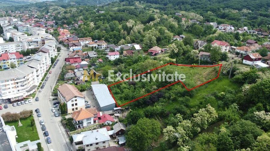 Teren de 3049 mp, în Central