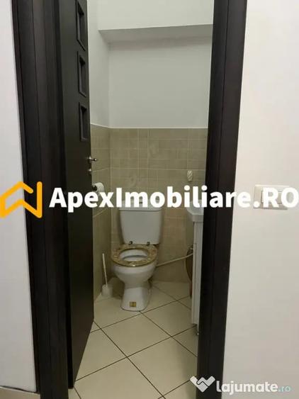 Apartament cu 4 camere decomandat în Lujerului