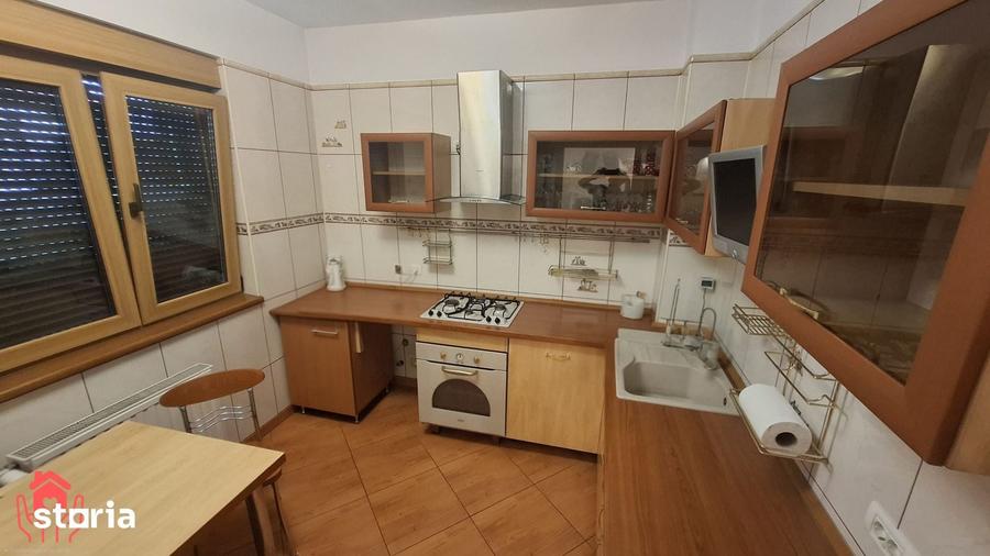 Apartament cu 6 camere în Gara de Nord
