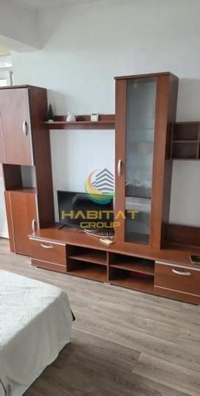 Garsonieră decomandată, mobilată în Metalurgiei