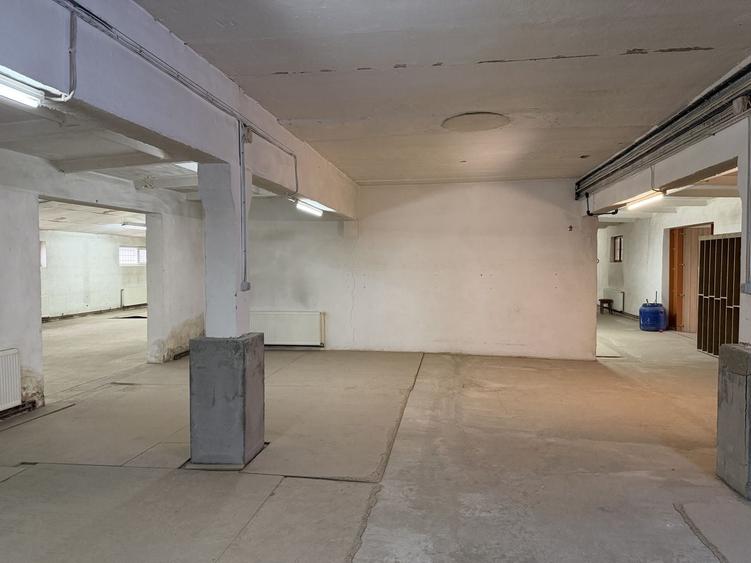 Spațiu industrial, de 1,725 mp, în Giarmata