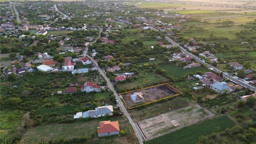 Casă cu 4 camere cu Canalizare în Vulturu