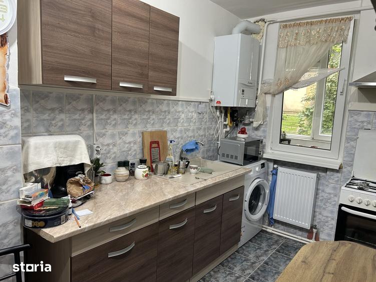 Apartament cu 2 camere decomandat în Dărmănești