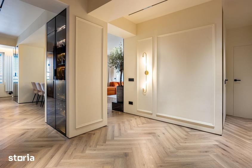 Apartament cu 3 camere semidecomandat în Decebal