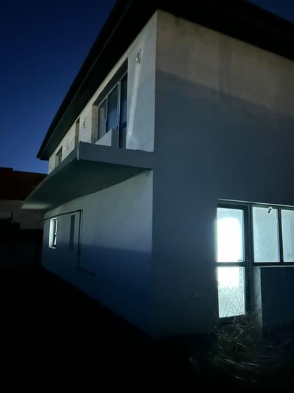 Casă individuală cu 6 camere cu Canalizare în Agigea