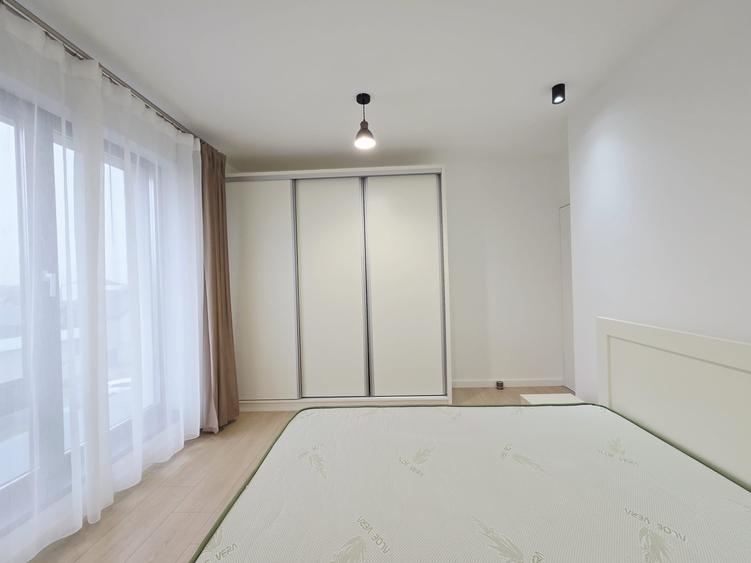 Apartament cu 2 camere decomandat, mobilat în Micro 14
