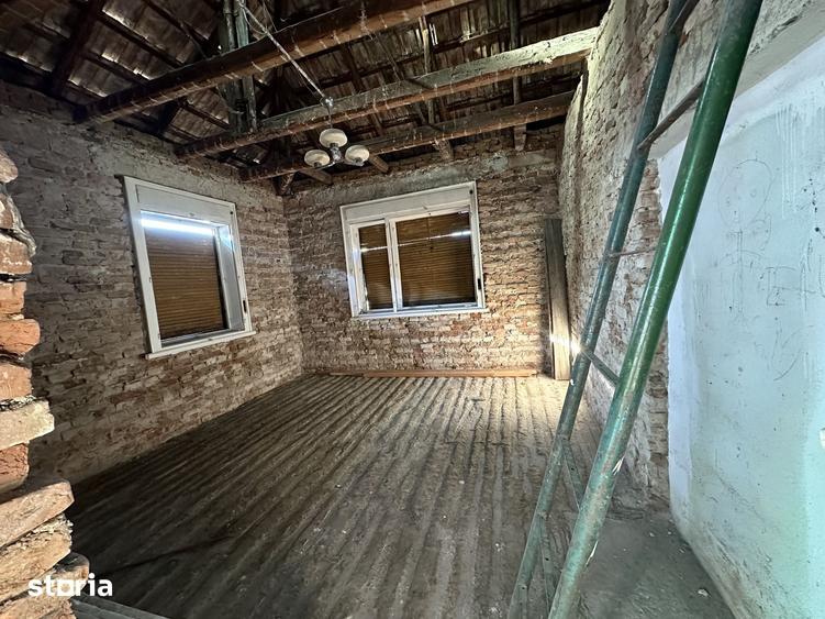 Casa 4 camere, la Ro?u Interior - 4