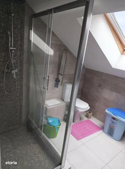 Apartament cu 2 camere semidecomandat, mobilat în Florești — fotografia 2