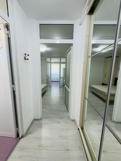 Garsonieră decomandată în Vitan