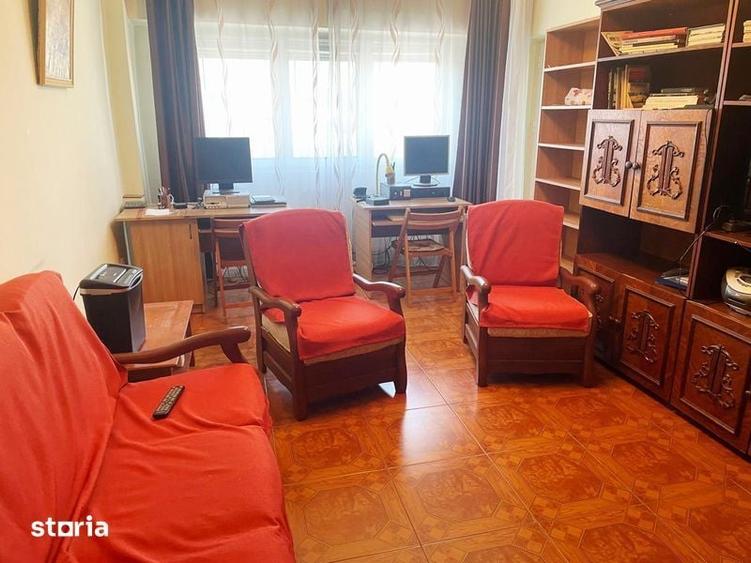 Vand apartament 4 camere ultracentral Targoviste - 1