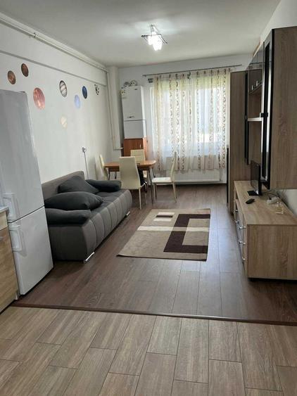 Apartament cu 2 camere semidecomandat în Iris