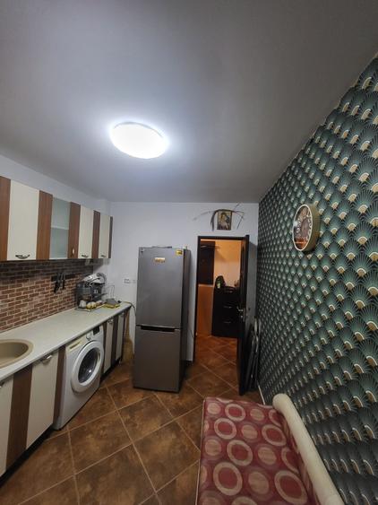 Garsonieră decomandată în Rediu