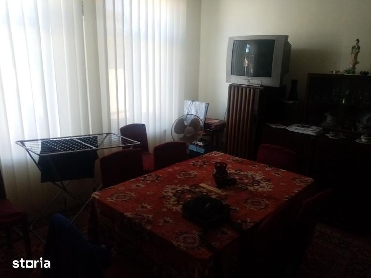 Casă cu 4 camere cu Teren 562 Mp în Pucioasa