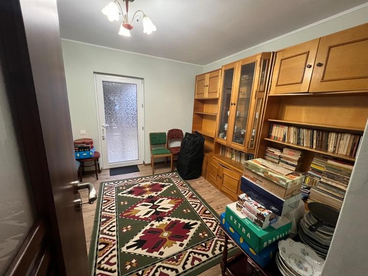Casă individuală cu 4 camere cu Teren 1037 Mp în Câmpuri