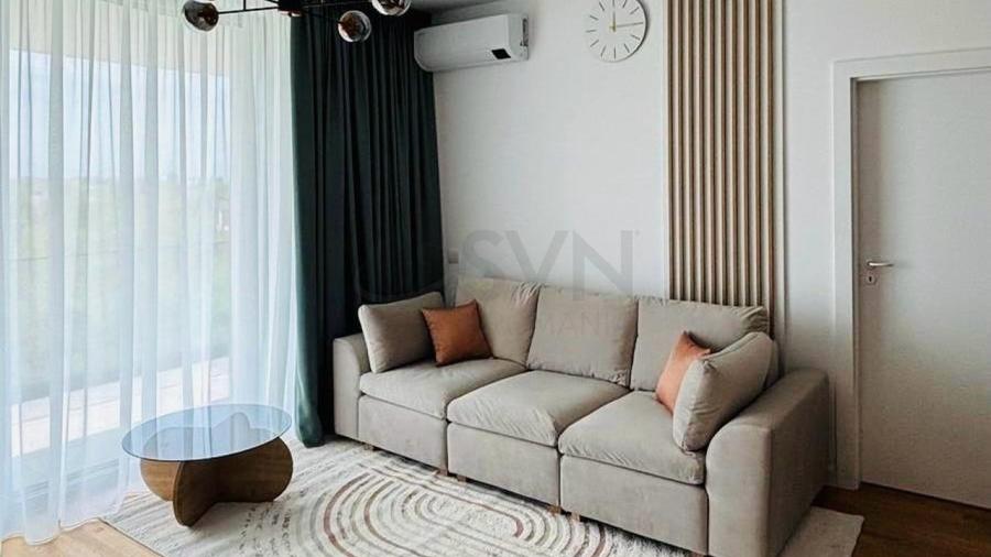 Apartament cu 3 camere semidecomandat, mobilat în Băneasa