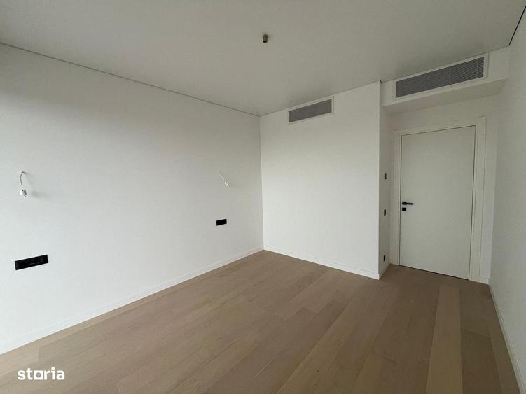 Apartament cu 4 camere în Barbu Văcărescu