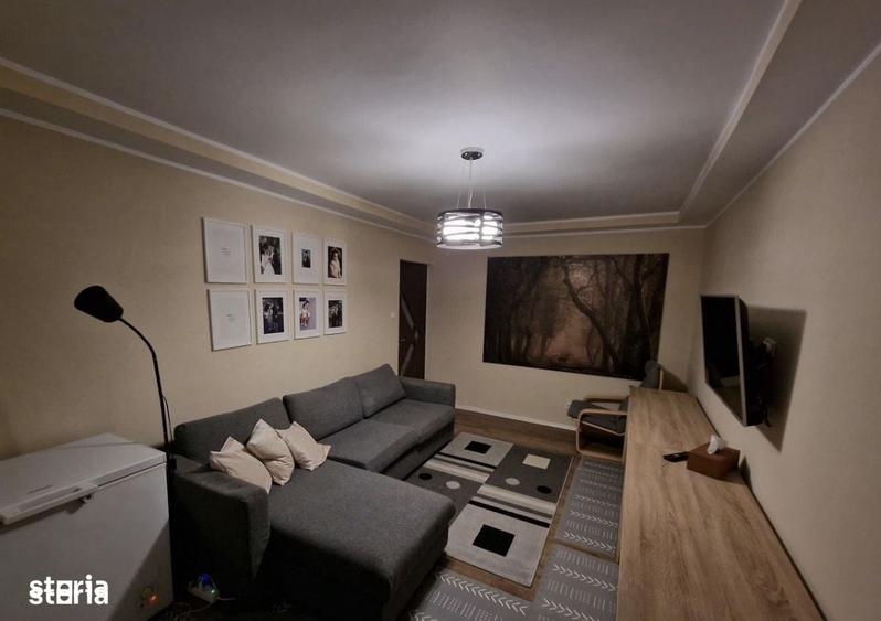 Apartament cu 2 camere decomandat în Micro 17