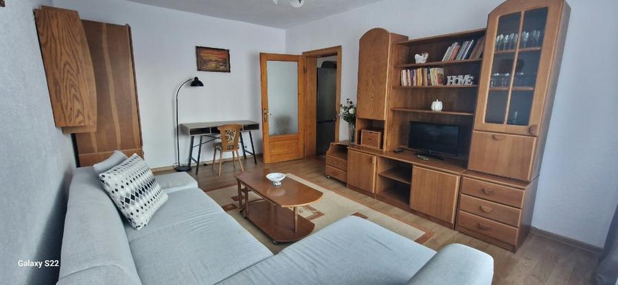Apartament cu 2 camere decomandat, mobilat în Nord