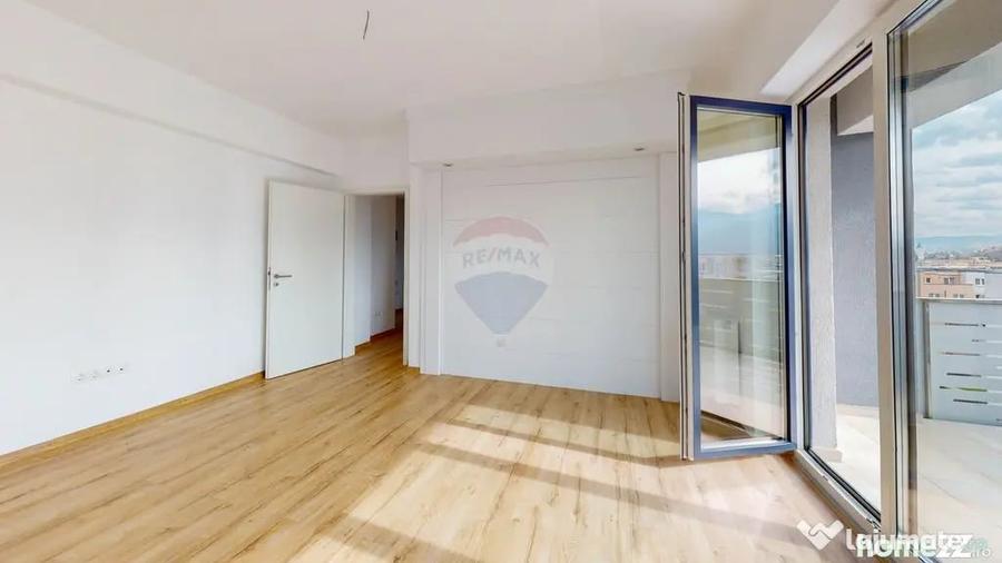 Apartament cu 3 camere decomandat în Avantgarden
