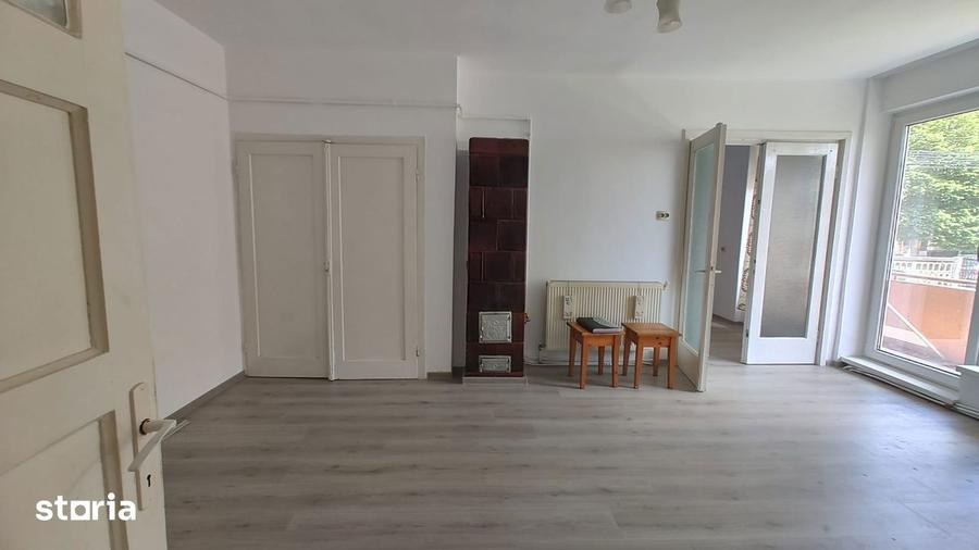 De vanzare apartament 2 camere,zona Petrom,str.Mihai Eminescu - 2