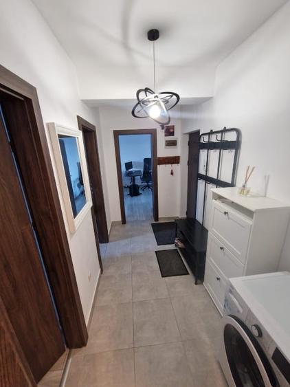 Apartament cu 2 camere decomandat, mobilat în Theodor Pallady
