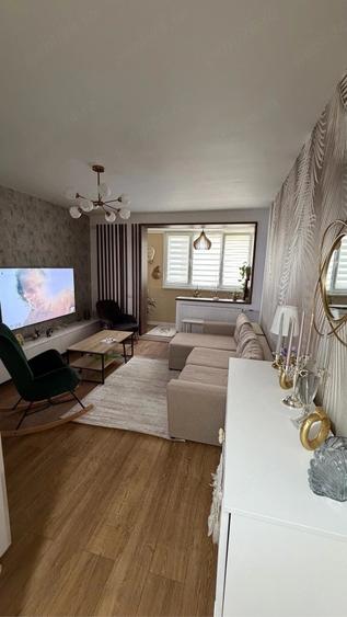 Apartament cu 2 camere decomandat în Drumul Taberei
