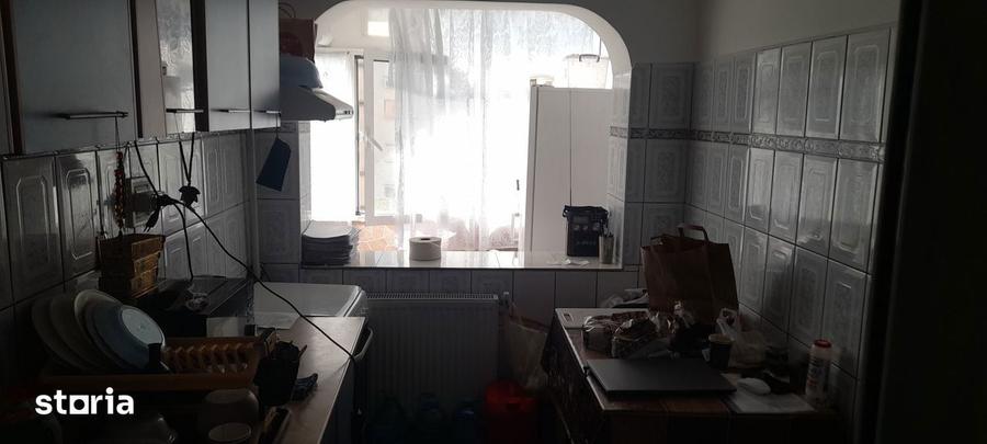 Apartament cu 2 camere semidecomandat în Micro 9