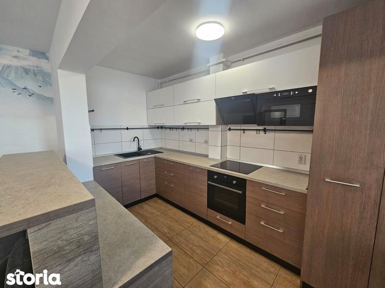 Apartament cu 3 camere, mobilat în Central