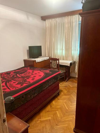 Apartament cu 2 camere decomandat în Berceni