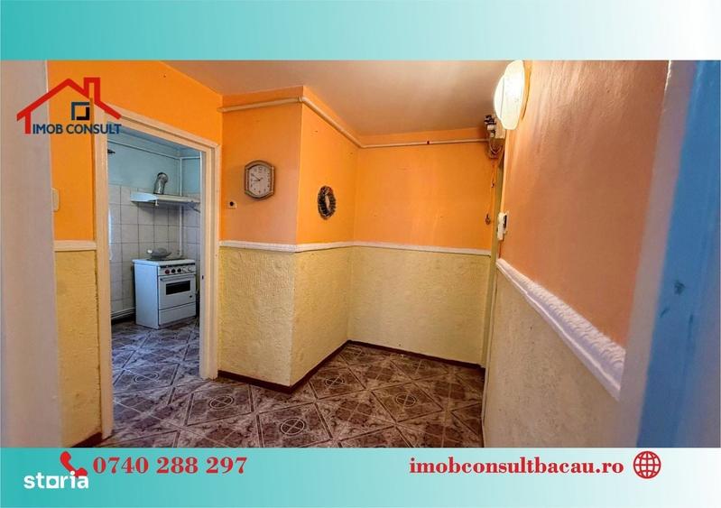 Apartament cu 3 camere semidecomandat în Banca Națională