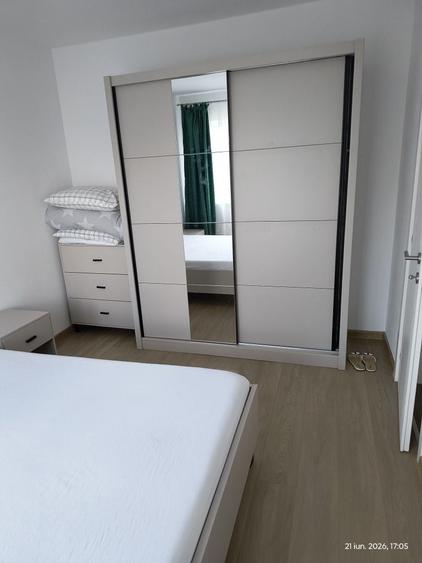 Apartament cu 2 camere semidecomandat în Sânpetru