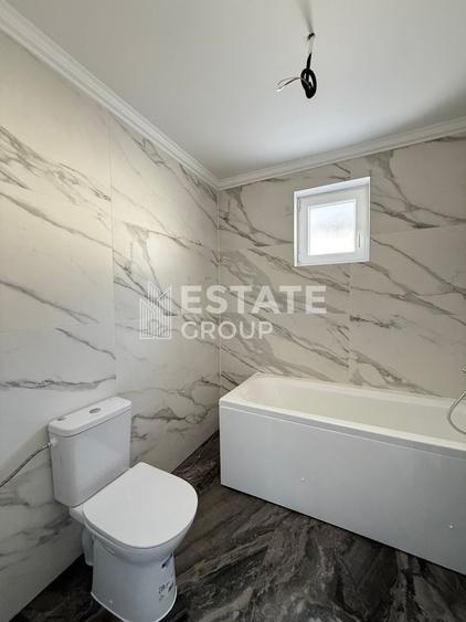 Duplex cu 4 camere cu Canalizare în Covaci