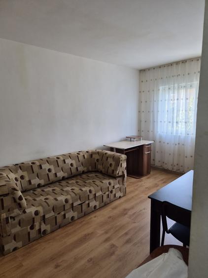 Garsonieră în Micălaca