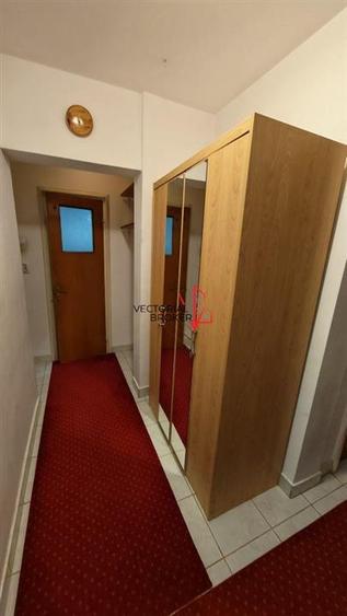 Apartament cu 3 camere decomandat, mobilat în Doamna Ghica