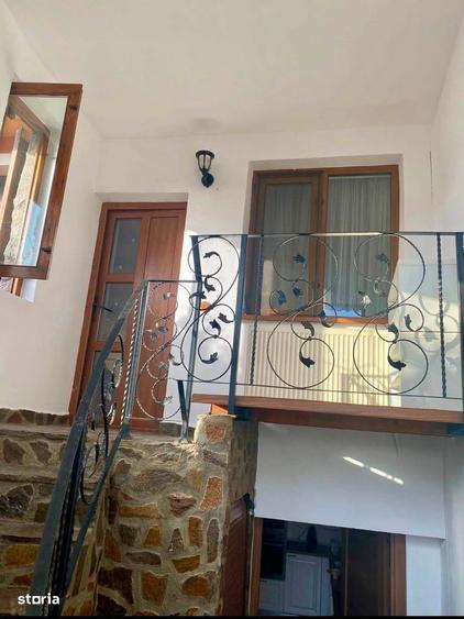 Casă cu 4 camere cu Teren 552 Mp în Central