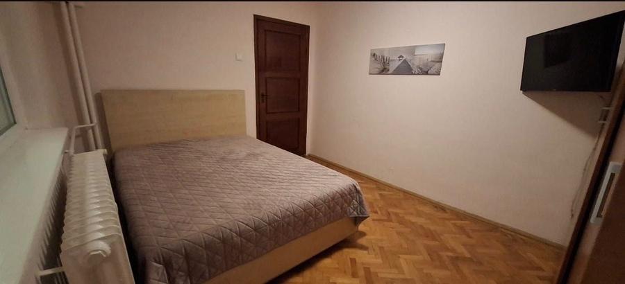 Apartament cu 2 camere semidecomandat în Valea Rosie