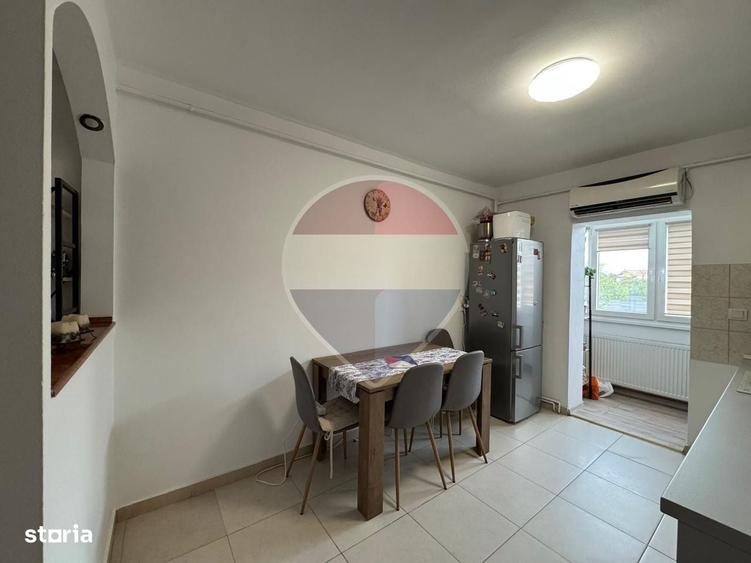 Apartament cu 2 camere în Intim