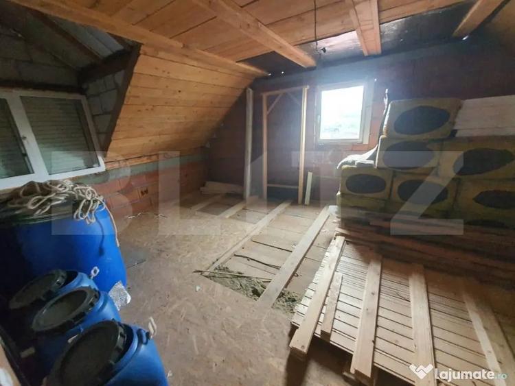Casă cu 4 camere cu Teren 1500 Mp în Central