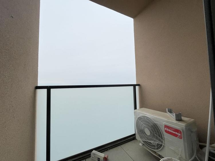 Apartament cu 3 camere semidecomandat în Torontalului
