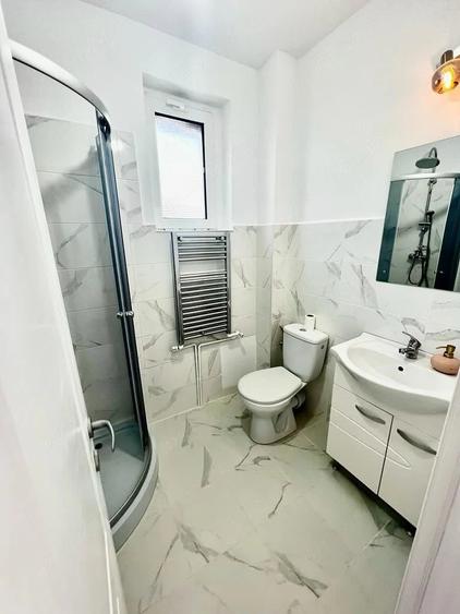 Casă cu Teren 300 Mp în Central
