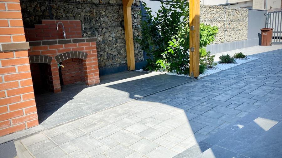 Casă individuală cu 4 camere cu Canalizare în Șelimbăr