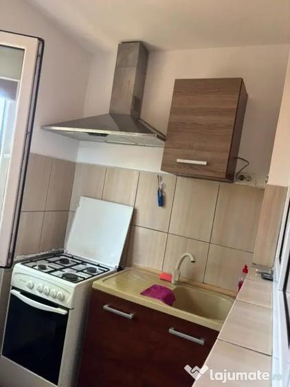 Garsonieră semidecomandată în CET