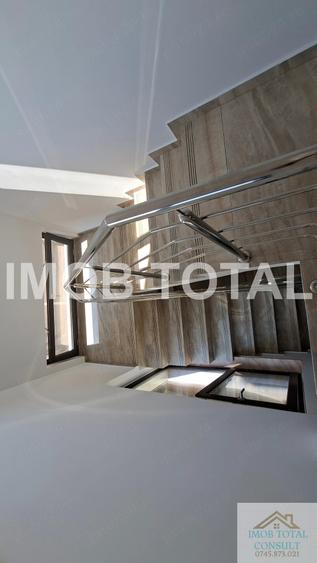 Spațiu comercial, de 190 mp, în Central