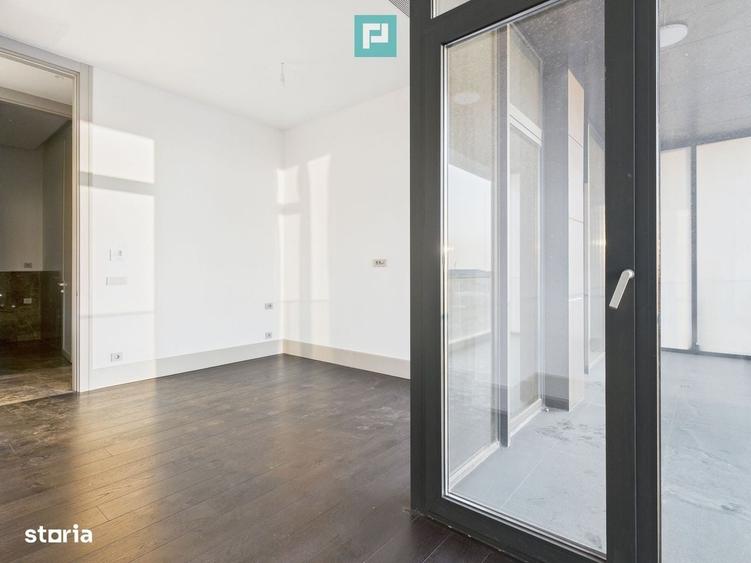 Apartament cu 4 camere decomandat în Barbu Văcărescu