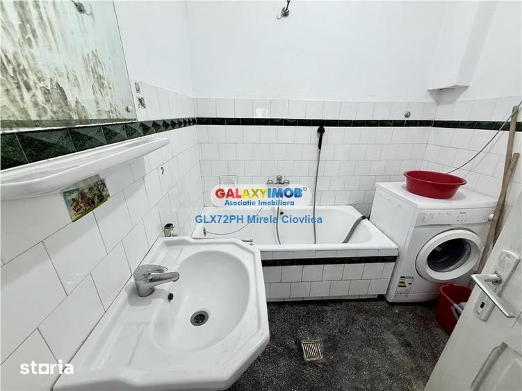 Casă cu 5 camere cu Teren 449 Mp în Central