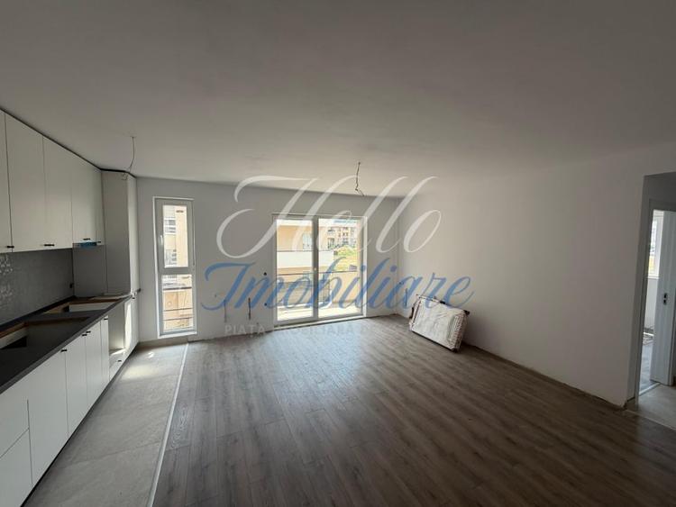 Apartament cu 2 camere semidecomandat, mobilat în Florești
