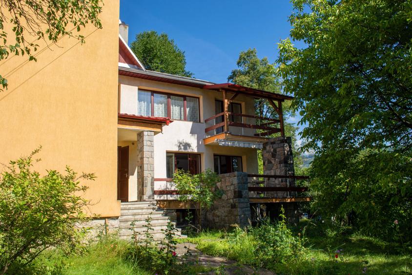 Casă cu 4 camere în Sângeorz-Băi