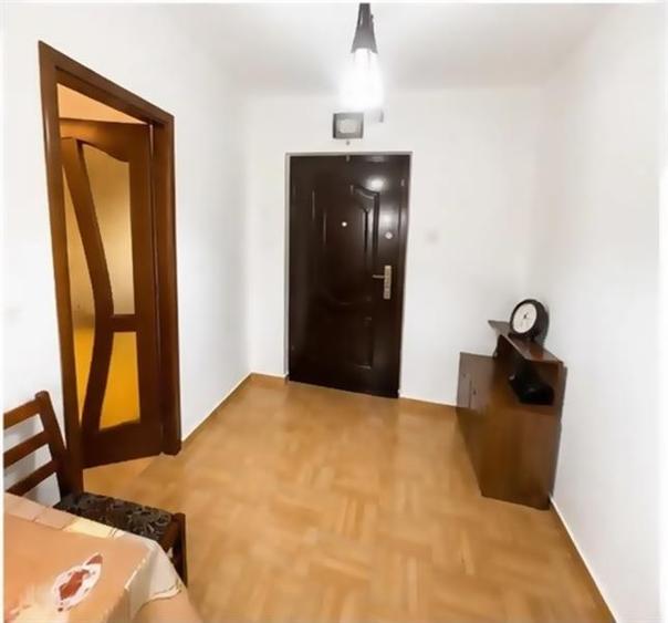 Apartament cu 2 camere decomandat, mobilat în Vlahuță