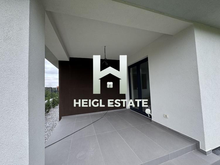 Duplex cu 5 camere cu Canalizare în Dumbrăvița